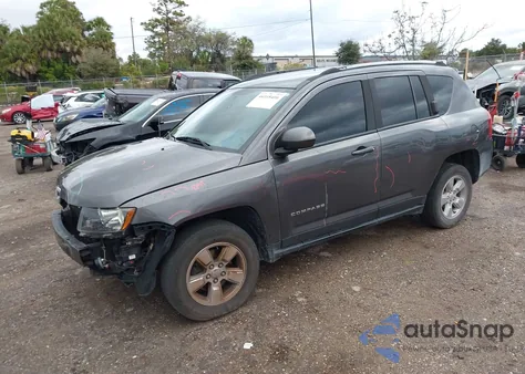 2016 Jeep Compass Latitude из США, поврежденный, VIN 1C4NJCEAXGD735738